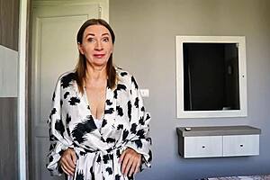 I feel so passionate teaching as this busty mature futanari.