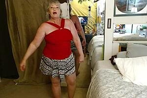 Dawnskye1962 UPDATE 130 - 1283 STRIPPING While I Tell You About My CURVY Body Then CUMMING - Sep 21 2025