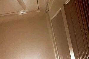 wet mature hot pussy gets fingered by amateur milf in solo session