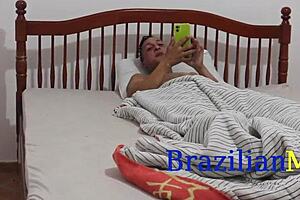 minha madrasta enters room for cleaning and begs me to fuck her tight ass