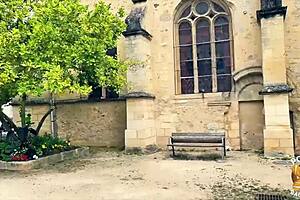 cat in mini magnifique blonde craves a hard cock deeply