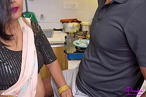 I felt so emotional when my Indian wife Pinki tried painful anal for the first time in her sexy saree to please me deeply.