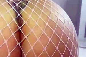 Oh My Stepmom's Big Ass In Starfire Costume Begs For Halloween Fucking Part 2!