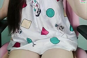 Clip of former girlfriend leaked on VK. Teenage student Nong Ninew from grade 6.