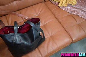 i had no idea my step aunt is so horny for big cock