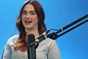 hey, check out siri dahl chatting about her wild sexual self-discovery journey to porn stardom! 🔥📽️