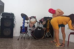 Passionate fun fuck with big cock in homemade amateur video episode one