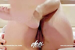 Amateur Indian desi slut, masturbate that newly shaved tight wet pussy in high definition solo.