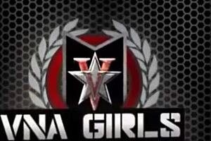 Big tits Carmen Calentina gapes her pussy with balloon