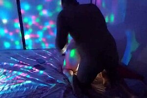 o bumbum perfeito da loira vivi guedez vai surpreender você o que acha de toys e big black cock?