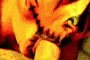 vizinha gostosa possu�da faz o melhor boquete com gozada na boca e engole tudo asmr gemendo e engolindo porra