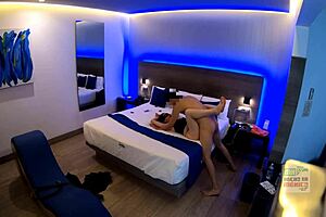 Isa Liberal Esposa Fucks While Marido Cornudo Joins to Fill Culito!