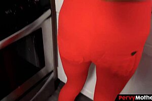 hey stepson, want me to take care of you with my mouth and titties like linzee ryder and ike diezel?