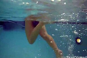 oh vicky vette she's like my fav actress ever i mess up her name sometimes