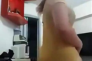 Why Does This Indonesian Lady Seem So Hot And Mysterious In Her Mommy Role?