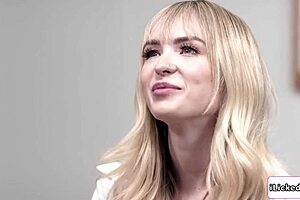 Lesbian milf passionately pussy licks teen interns with fingering and cunilingus