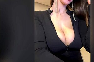 my busty stepmom shows her huge tits