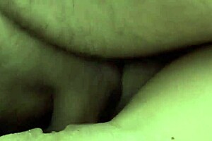 Oh man, close-up pussyfucking leads to this huge cumshot all over her wet pussy 😱💦