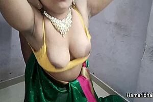 Hot indian bhabhi fucked devar big ass bhabhi sex fucking indian milf bhabhi 🍑🔥