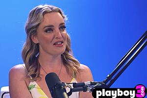 Beautiful naked blonde milf fingers pussy in hot solo tease