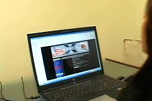 Wanna see this brunette mommy's ASSHOLE GAPED doggystyle?