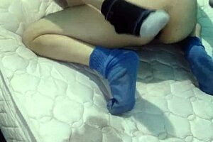 Intimate missionary on bare mattress right on the floor with amateurs