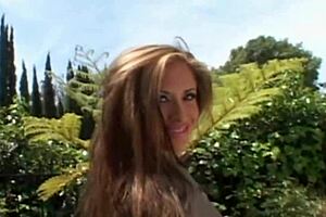 milf latina shakes her big tits and thick ass