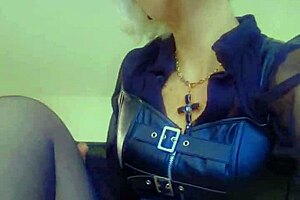 sophie, this mature fatal woman craves endless raw sex