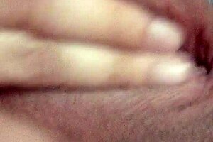 BIG BOOBS BOUNCING IN AMATEUR SEXY SHOW.