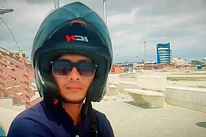 😍 sexy bisexual chica with huge ass pays for street sex fun! 🔥