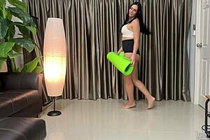 doing yoga got me so horny... fucked every way then swallowed all his cum!! 🤤💦