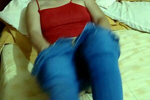 i drop my jeans and panties for stepson's friends pussy flashes