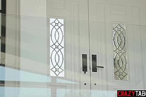 Lauren Phillips Hot Big Tits Stepmom Delivers Perfect Blowjob Hardcore Pounding