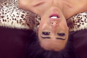 beautiful shemale bareback fucks pretty guy hard?