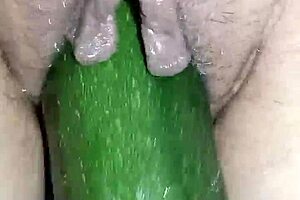 horny spanish housewife flashes curvy fat pussy squirting orgasm frenzy