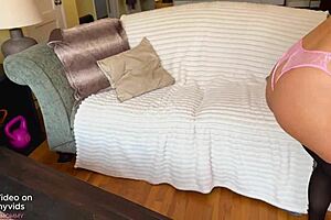 East Coast Stepmom Craves Rough Anal Creampie Beach Dildo?