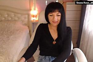 TAMARRA ROMAN RIPS JEANS WIGGLES ASS STRIPS TEASES CLIT FINGERS HARD!