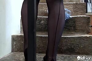 hey, british milf auntie trisha strips naked on stairs solo