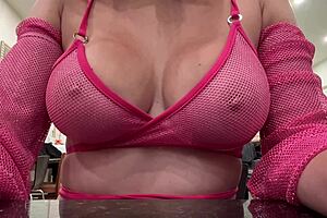 i love watching my big natural italian tits bounce slow