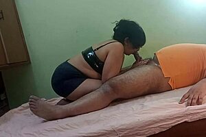oh god indian bhabhi's juicy pussy and ass get sucked fucked by electrician