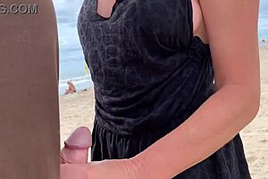 Stranger milf's public anal blooper fails big ass test 😂🍑