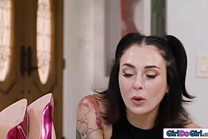 stepmom's tongue dives into stepdaughter's bff ass while she rims back