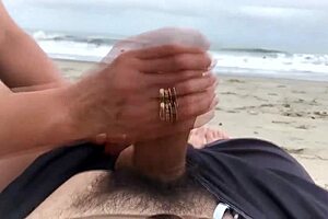 Stranger milf's public anal blooper fails big ass test 😂🍑