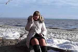 wanna see fat milf piss outdoors flash hairy pussy no panties?