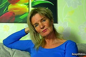 german granny fingers pussy hard in stockings till explosive orgasm!