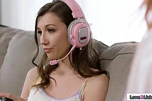 Mommy's Teen Lesbian Daughter Licks Till I Squirt Hard On Her Face In Taboo Play