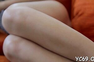 Petite teen slurps that knob rough and hard 😜🍆💦