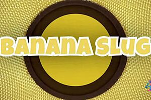 bleubrutalrose slurps big dick like banana with her huge white ass out