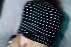 mi novio me penetra perrito cama grande panties aside!