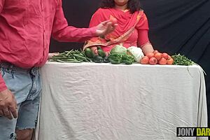 street vendor fucked raw in open market real indian creampie chaos!